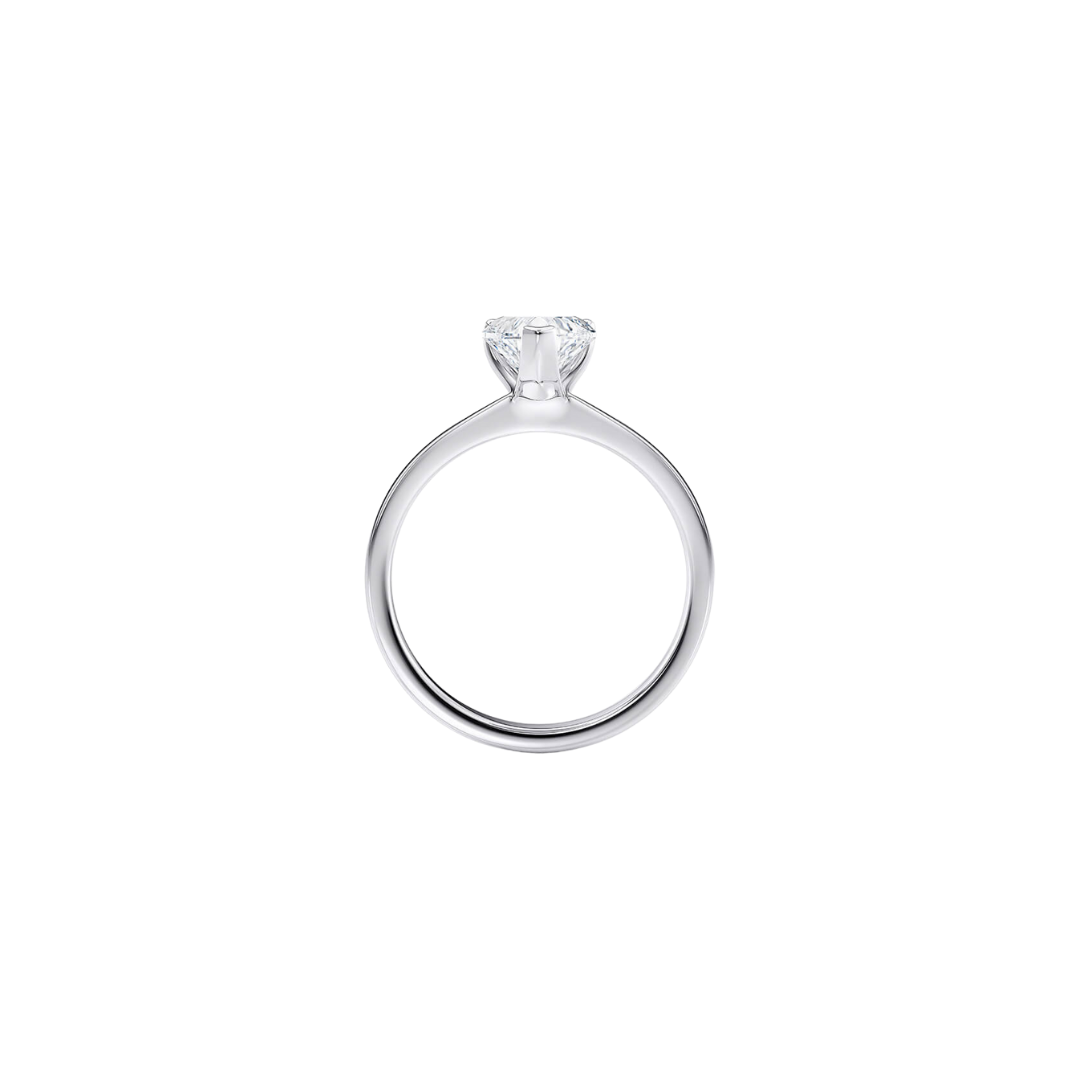 [Heart Brilliant Cut] Button Claw in 18K White Gold Tapered Band Setting